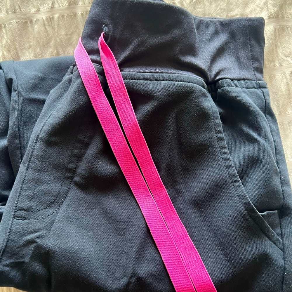 FIGS Zamara Jogger